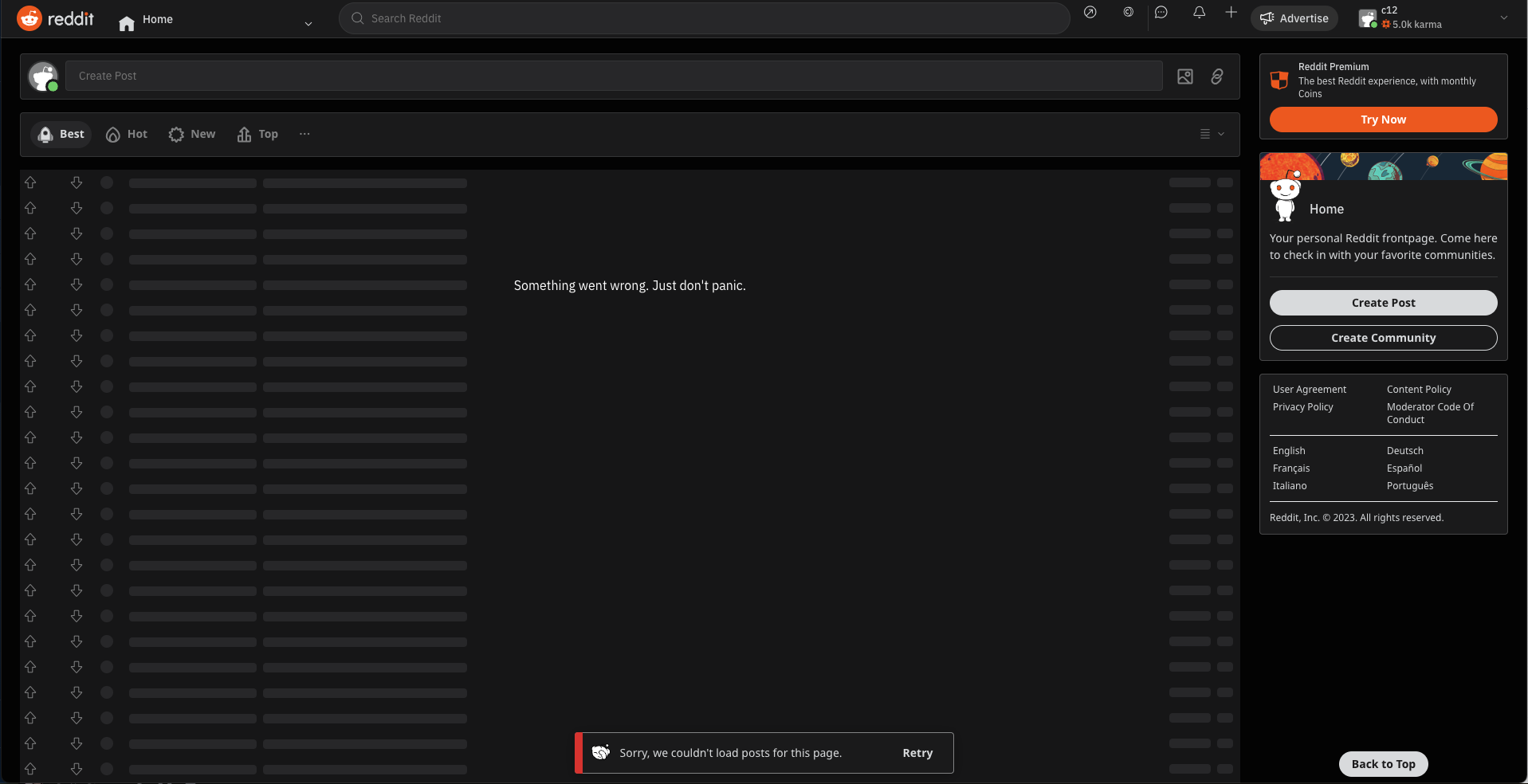 Screenshot of the Reddit homepage saying something went wrong and asking if you would like to retry
